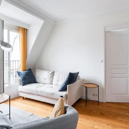 Beautiful Flat In Trocadero *
