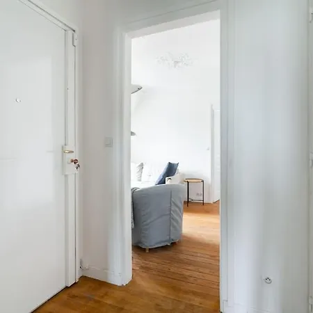 Beautiful Flat In Trocadero Apartamento