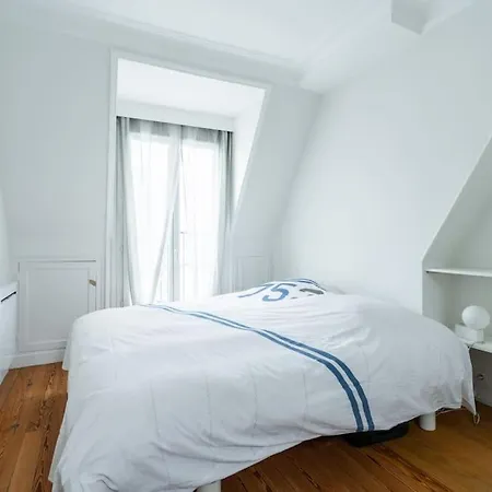 Apartamento Beautiful Flat In Trocadero *