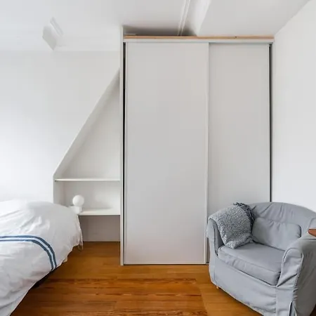 Beautiful Flat In Trocadero Paris